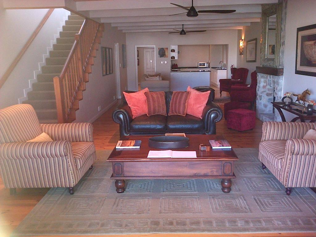 Nautilus Guest House Херманус Екстериор снимка