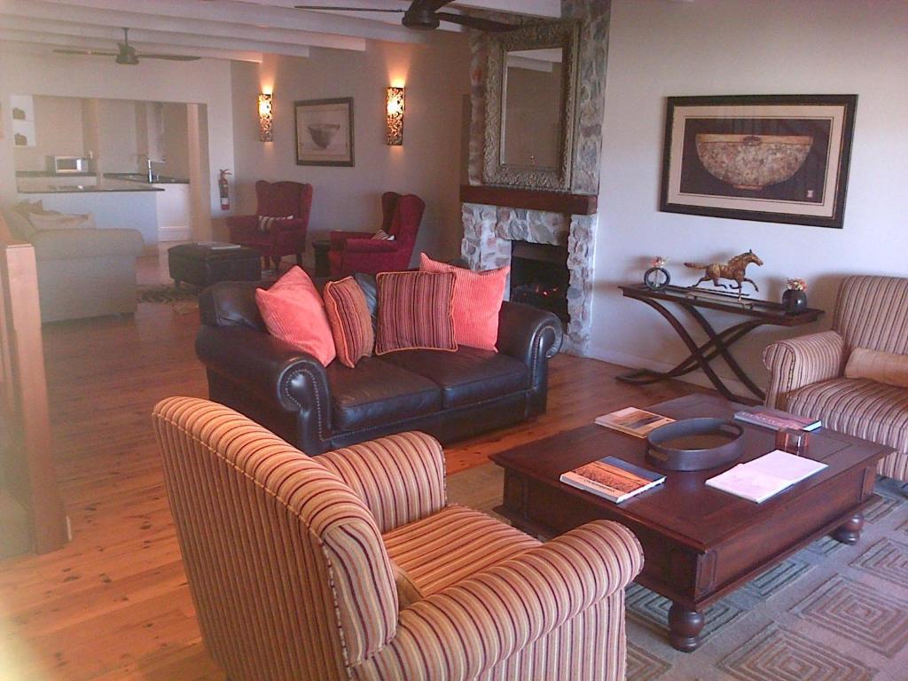 Nautilus Guest House Херманус Екстериор снимка